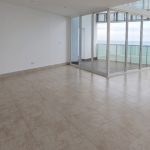 Venta de apartamento en ocean waves nueva gorgona
