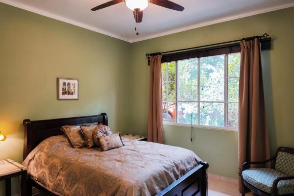 Mountain home for sale | altos del maría panama