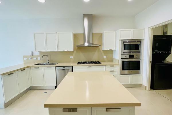 Venta comodo apto en santa maria ph the reserve
