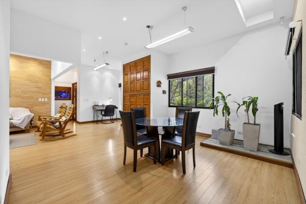 Downtown boquete retreat on 800 m² lot