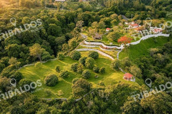 Venta de 1.8 hectáreas con ríos y senderos vía al valle de antón