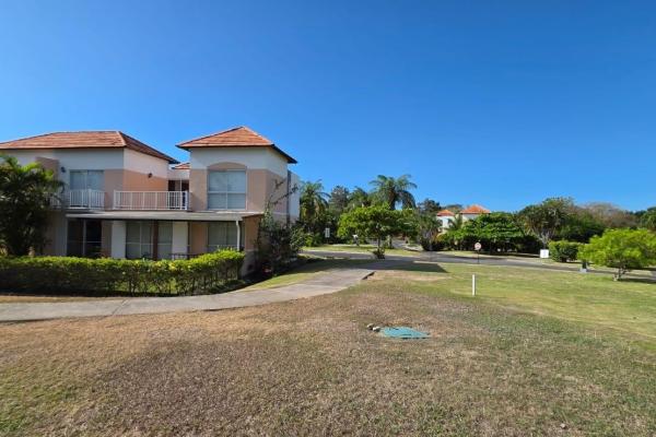 Townhouse en esquina en costa blanca viĺlas decameron