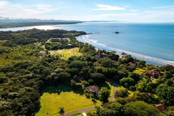 4 bedroom house for sale at rincon beach estates