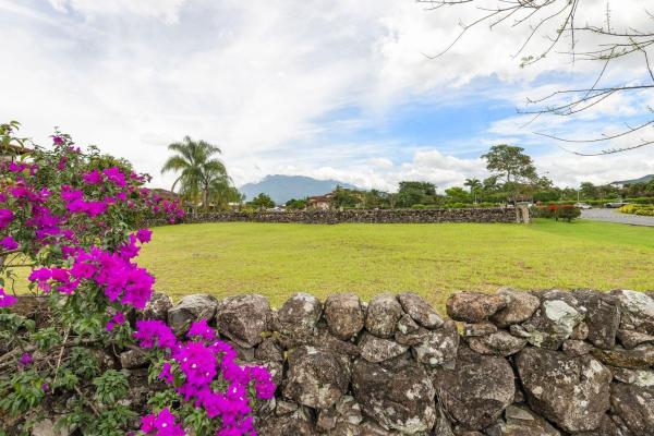 Condominio de 2 rec. en los molinos boquete
