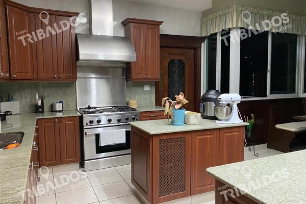 Se vende penthouse de 4 recámaras, en marbella