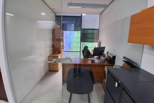 Office for sale or rent with terrace in cde