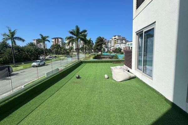 Ground floor apartment in playa escondida, colón