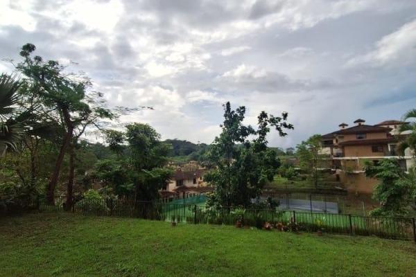 Embassy club clayton sale or rent garden apartment