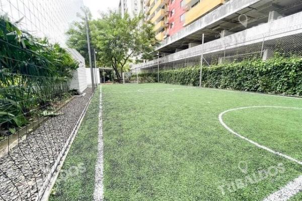 Venta de apartamento en condado gardens
