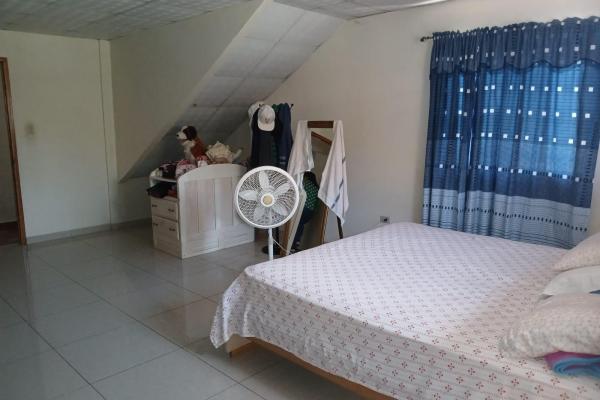 Se vende casa de 2 pisos