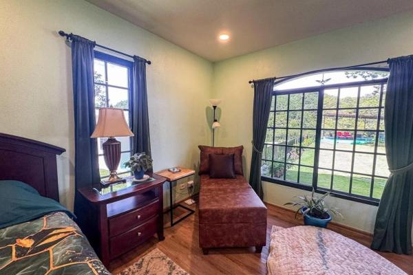 Furnished luxury home in santa lucia, boquete