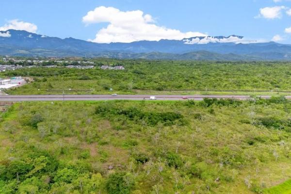 5,000 m² lot for sale on boquete main road