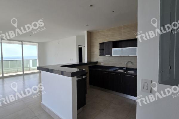 Venta de apartamento en ocean waves nueva gorgona