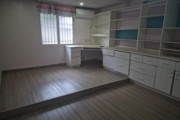 Beautiful townhome in privileged residential area