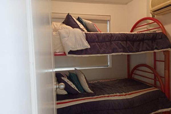 Apartamento de 3 habitaciones en punta barco resort, el quetzal