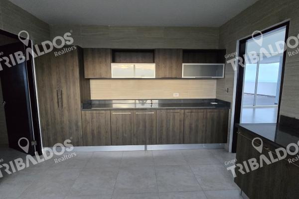 Venta de apartamento en ocean waves nueva gorgona