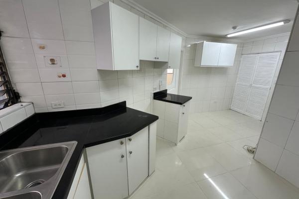 Apartment for sale at marbella