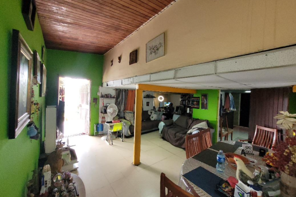 Sale of land with improvements in pueblo nuevo