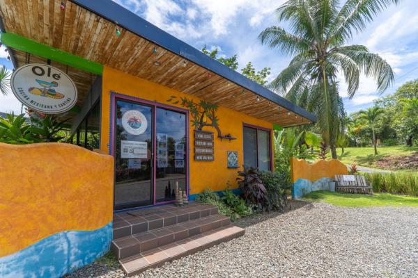 Turnkey restaurant and commercial property