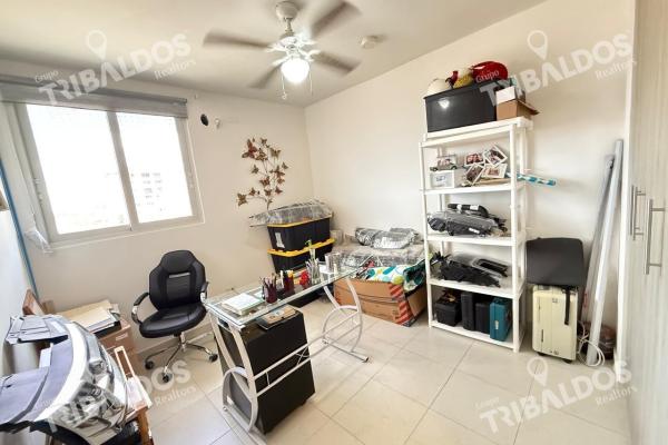 Venta de apartamento en ph torres de versalles ii