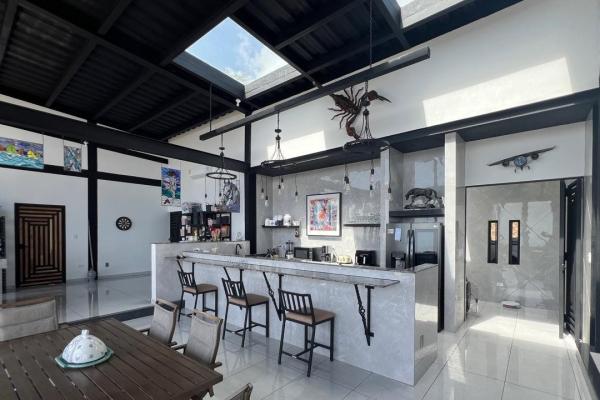 Modern villa, 3 independent guest house and views