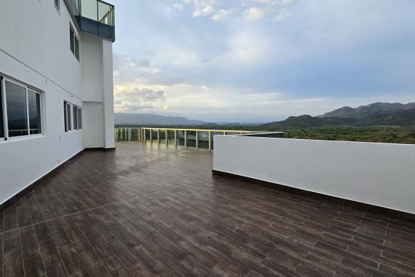 Venta de apartamento en ocean waves nueva gorgona
