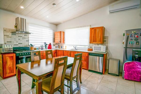 3 bedroom house for sale on via caldera, boquete