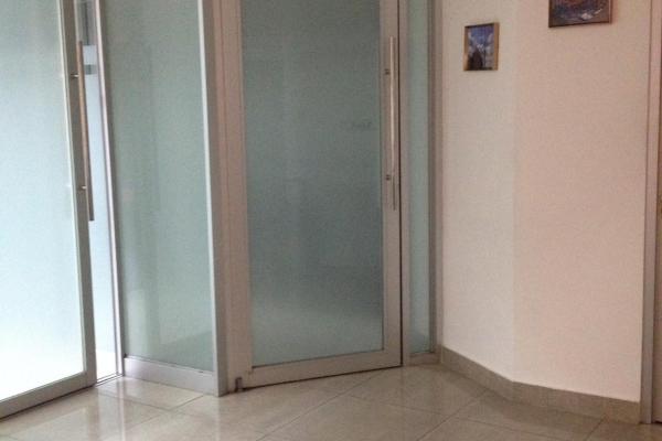 Venta o alquiler de oficina en ocean business plaza