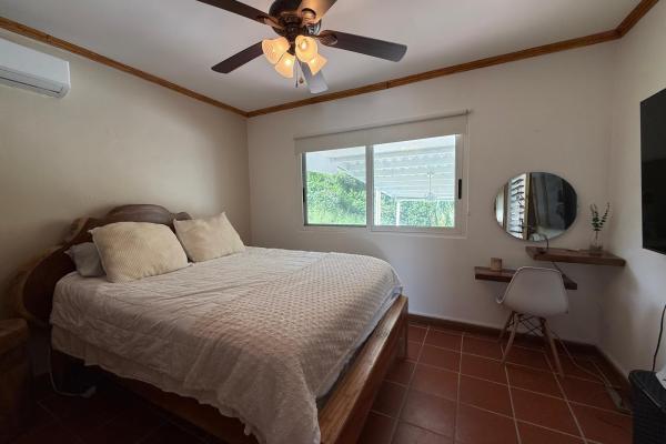 Casa privada con piscina y amplio terreno en coronado