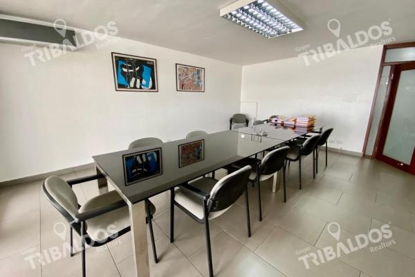 Duplex sale commercial house in obarrio