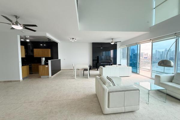 Two level ocean view condo in sky