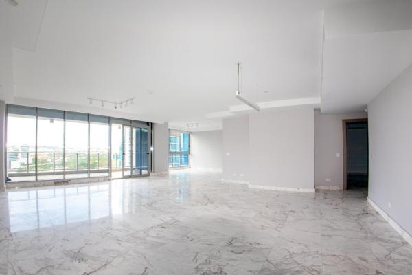Alquiler de apartamento en regalía tower, con opción a compra