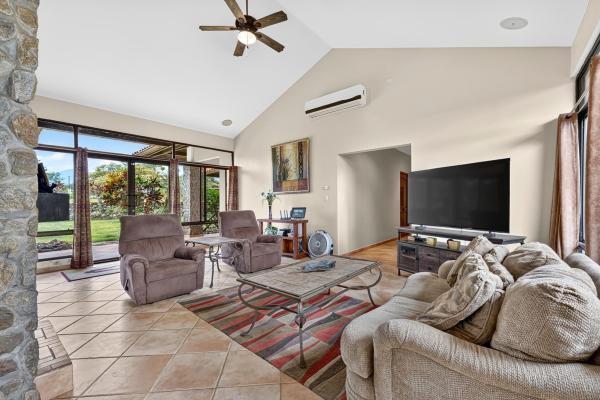 Casa los molinos boquete con amplia terraza
