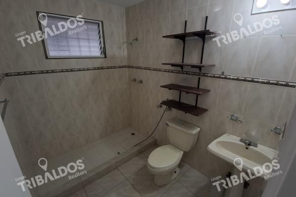 A single-family house with a pool is for sale in altos de panama.
