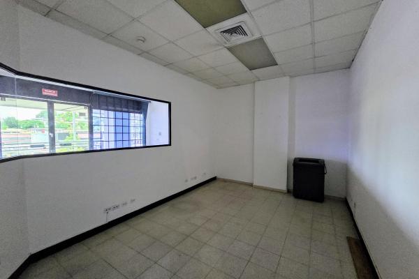 Venta de local en edison plaza segundo piso