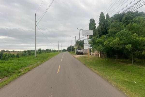Venta de terreno en calle abajo, las tablas