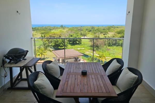 Apartamento con vista al mar en perlamar