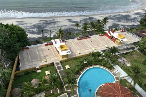 Oceanfront condo at playa serena nueva gorgona