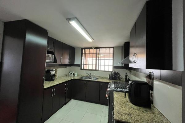 Venta de casa en altos de panamá