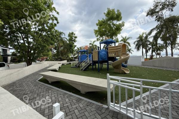 Sale of ocean reef land, punta pacifica