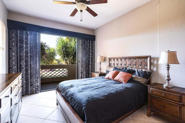 Precioso condominio en planta baja con jardín