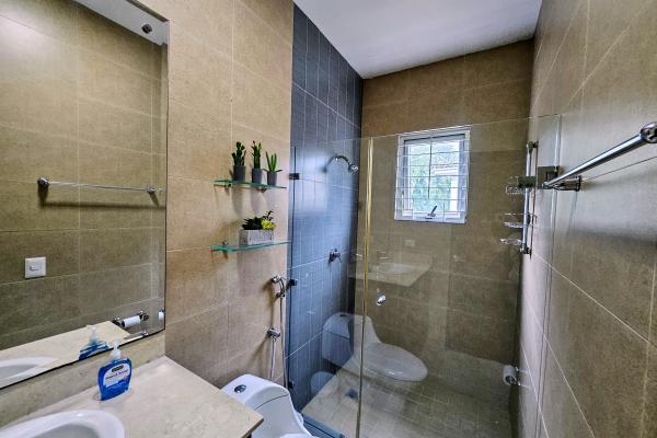 Sale of house in dorado village in condado del rey