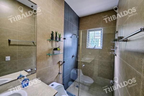 Venta de casa en dorado village en condado del rey