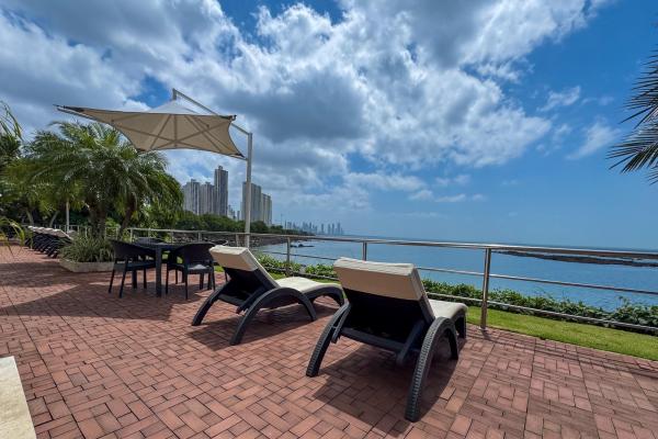 Luxury penthouse in panama city panama