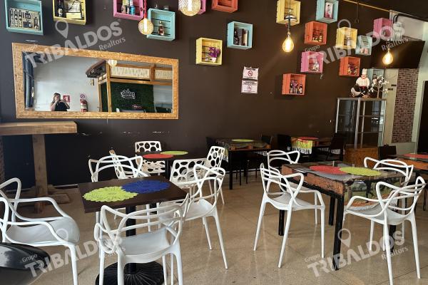 Venta de local comercial rentando en hato pintado a pasos de la 12 de octubre