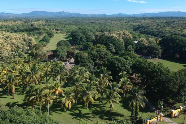 La maya, granja residencial autosuficiente