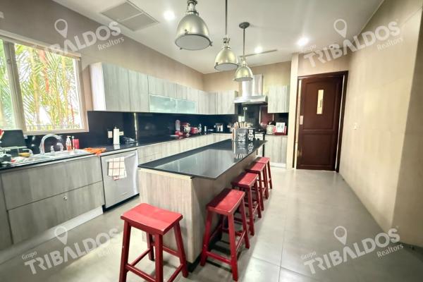Sale of house in ph fairway estates, santa maría