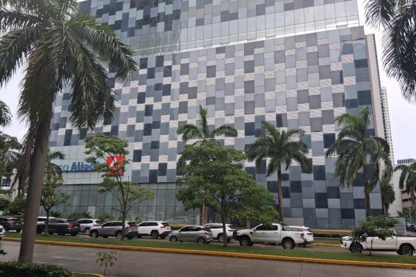 Corporate offices for sale or lease on cde