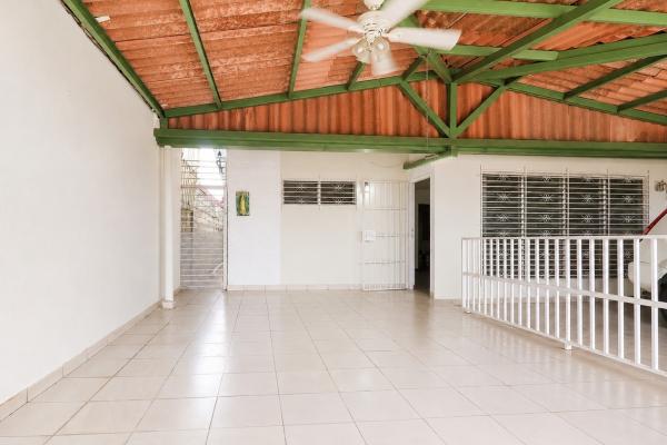 Venta de casa en altos de las acacias, don bosco