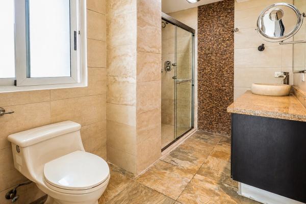 Apartment for sale in the innova tower building